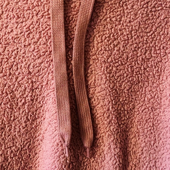 Soft Fuzzy Pink sweater pullover - Picture 2 of 4